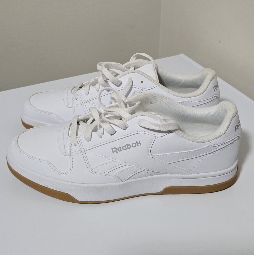 Reebok White Sneakers with Gum Sole
